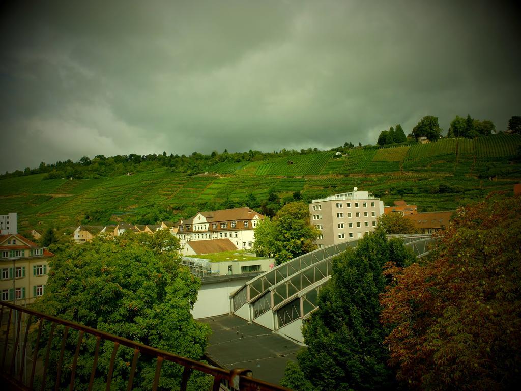 Hotel Am Schelztor Эсслинген Экстерьер фото